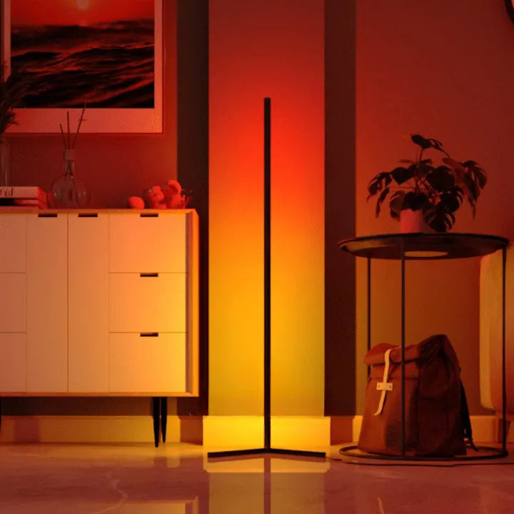 Voice Floor Lamp