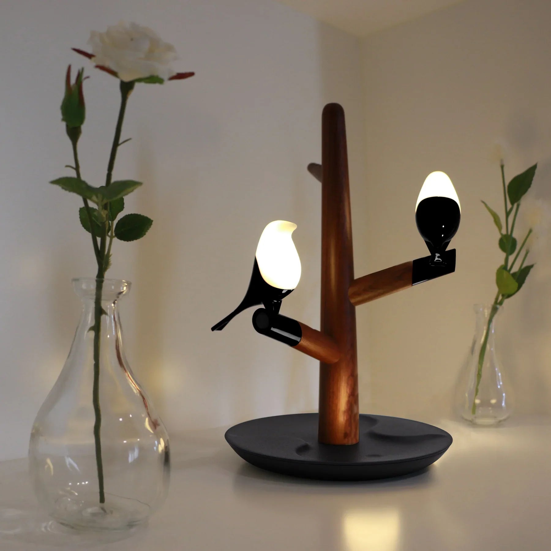 Bliss Lamp With Dual Wireless Phone Charger