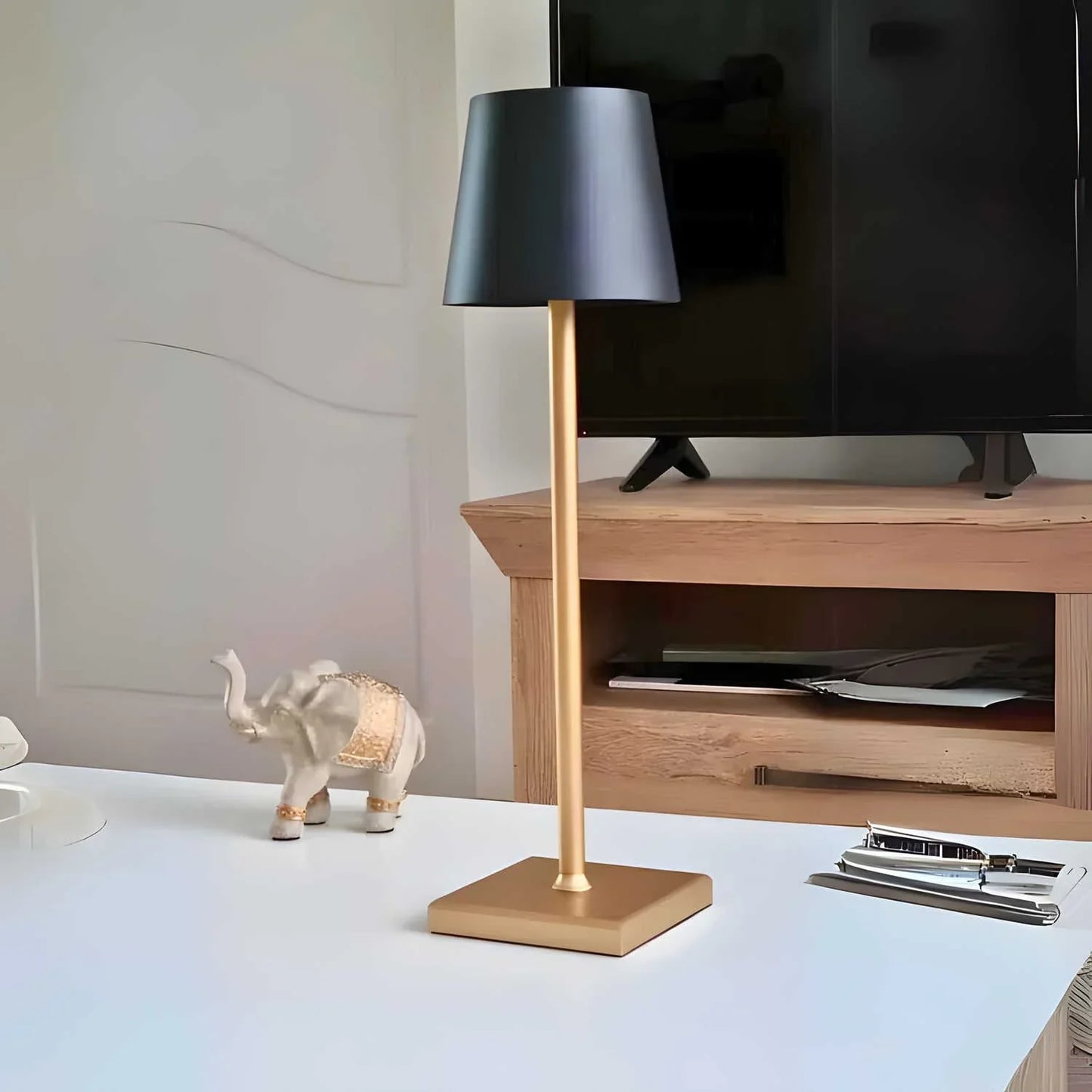 Wireless™ Modern Lamp