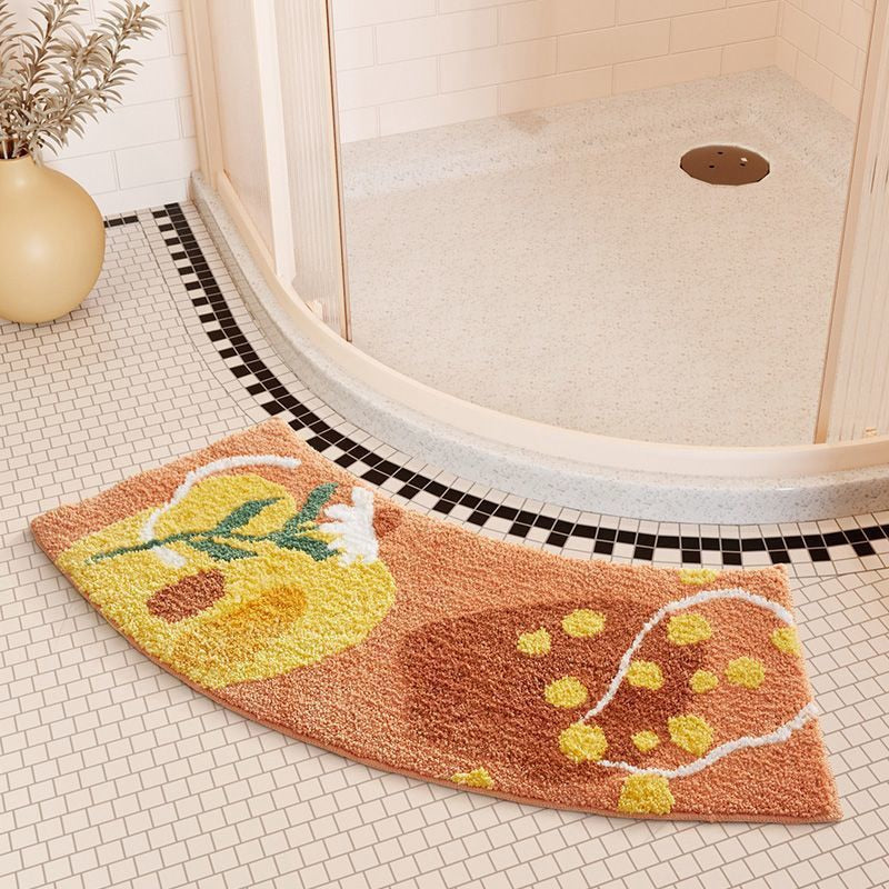 Arc-shaped Rug