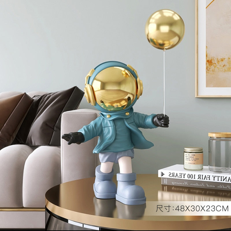 Baby Astronaut Balloon Statue