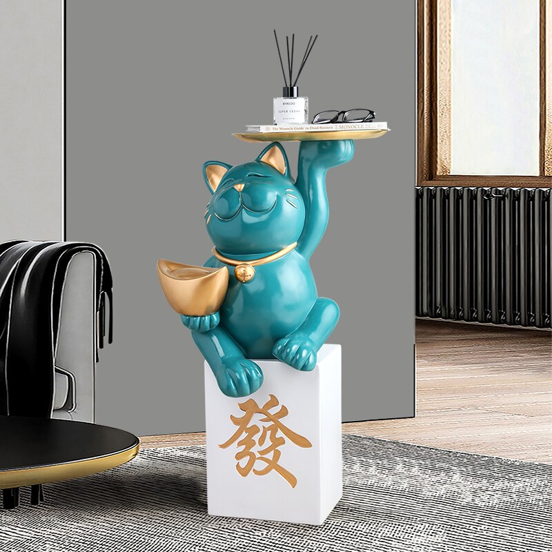 Lucky Cat Statue