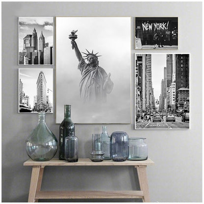 New York Statue Of Liberty Black and White Canvas Art