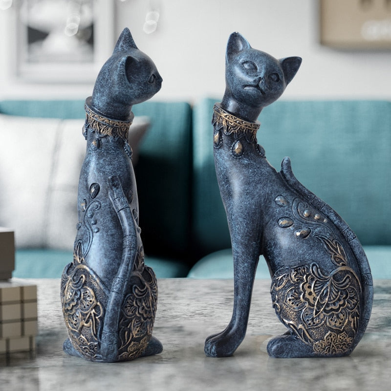 Cat Couple Statue