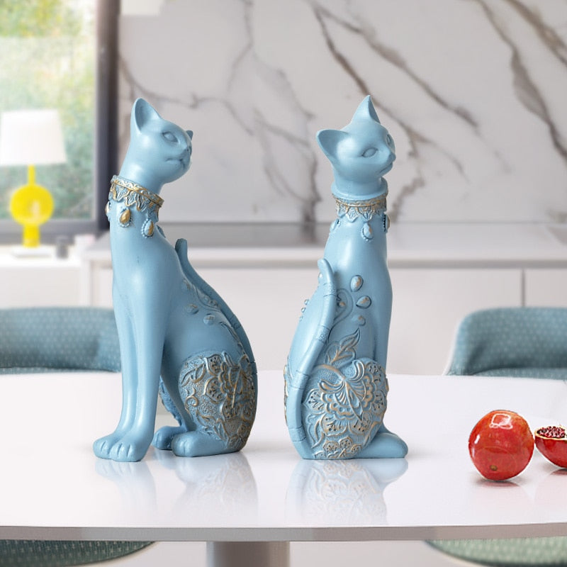 Cat Couple Statue