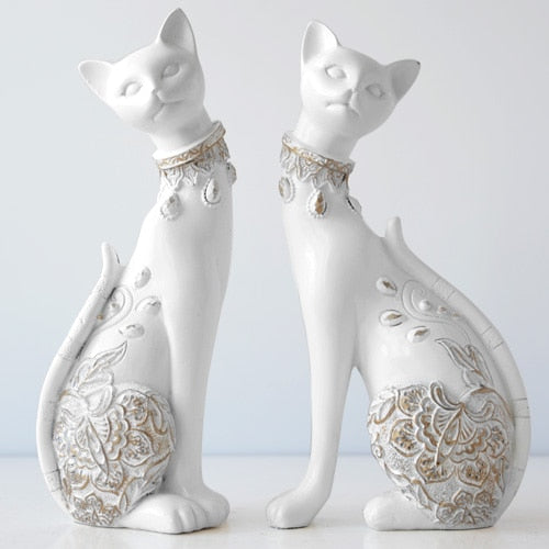 Cat Couple Statue