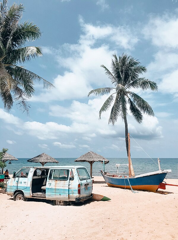 Sandy Beach Scenery Ferris Wheel Canvas Art