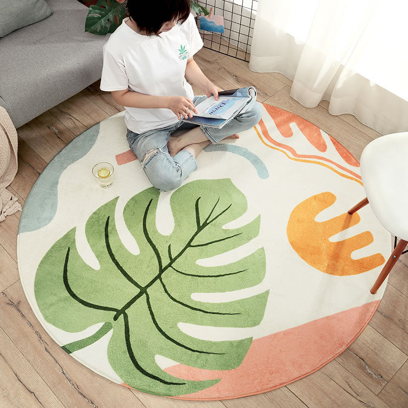 Lamb Flower Pattern Round Rug