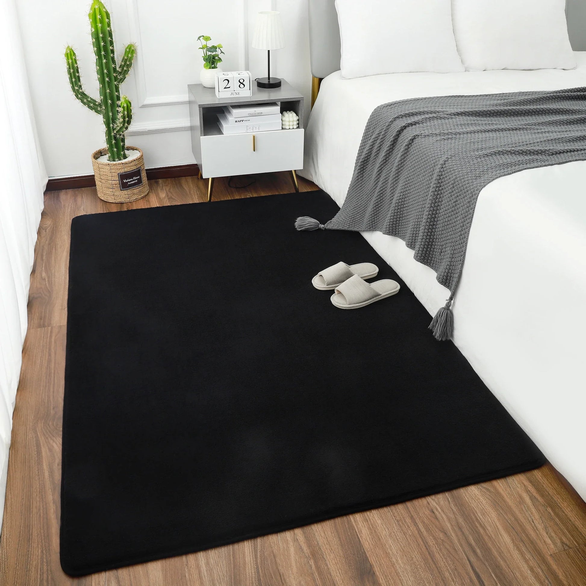 Luxury Black Indoor Rugs