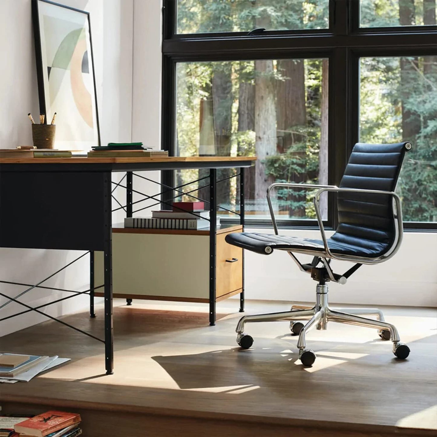 Eames Aluminum Group Office Chair