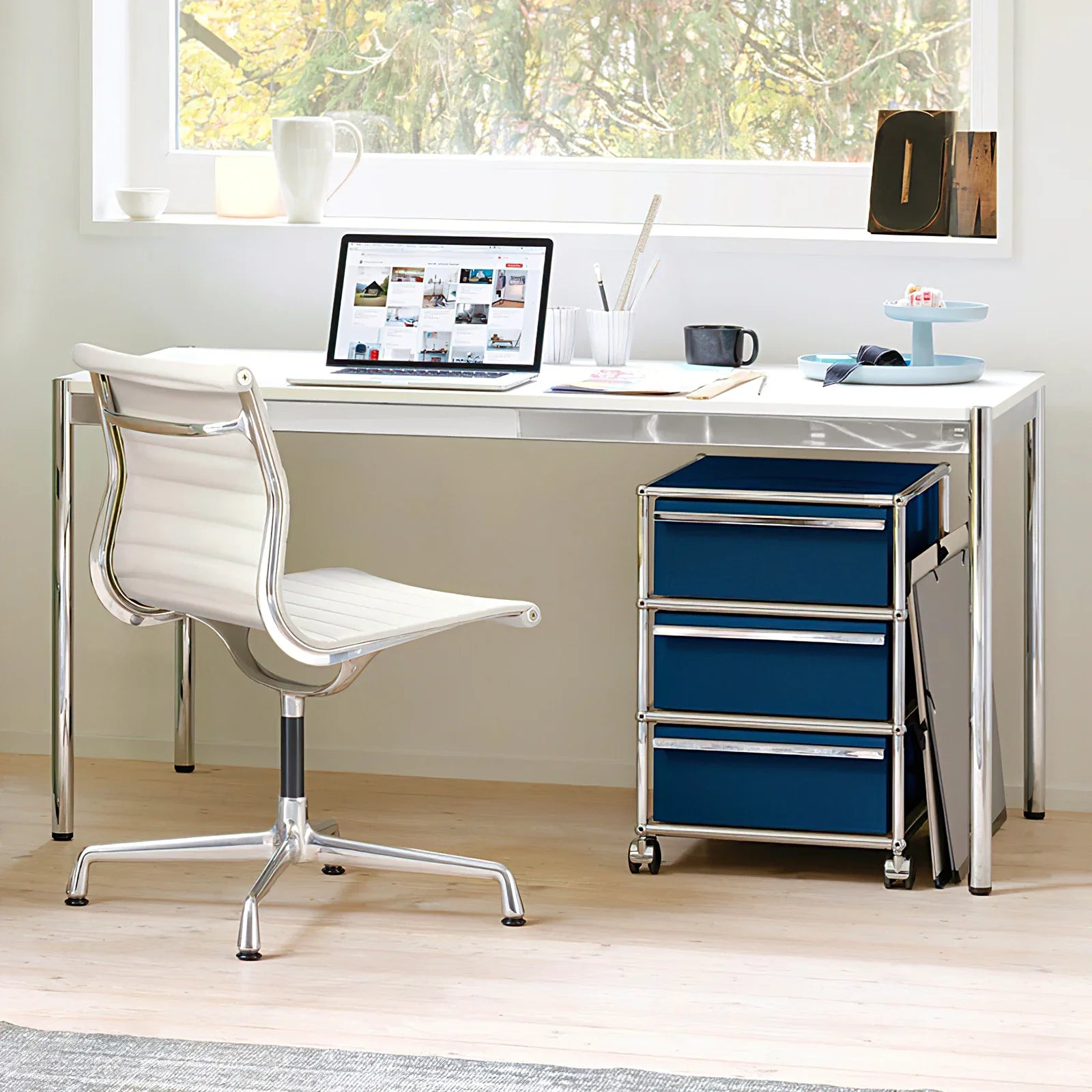 USM Haller Modern Office Desk Executive Table