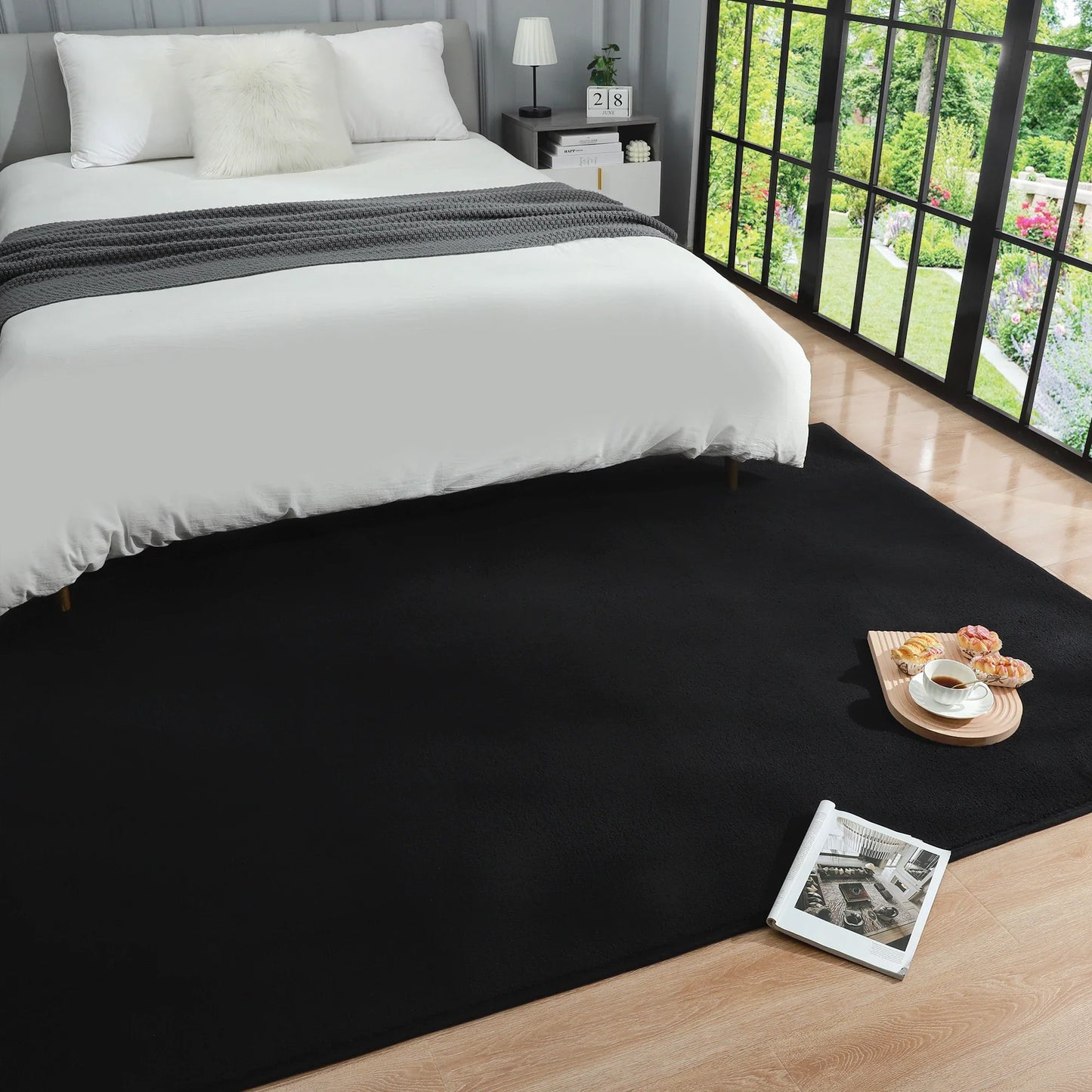 Luxury Black Indoor Rugs