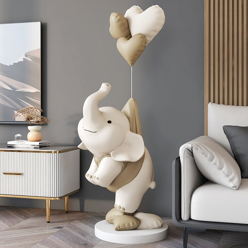 Cute Elephant Balloon Statue