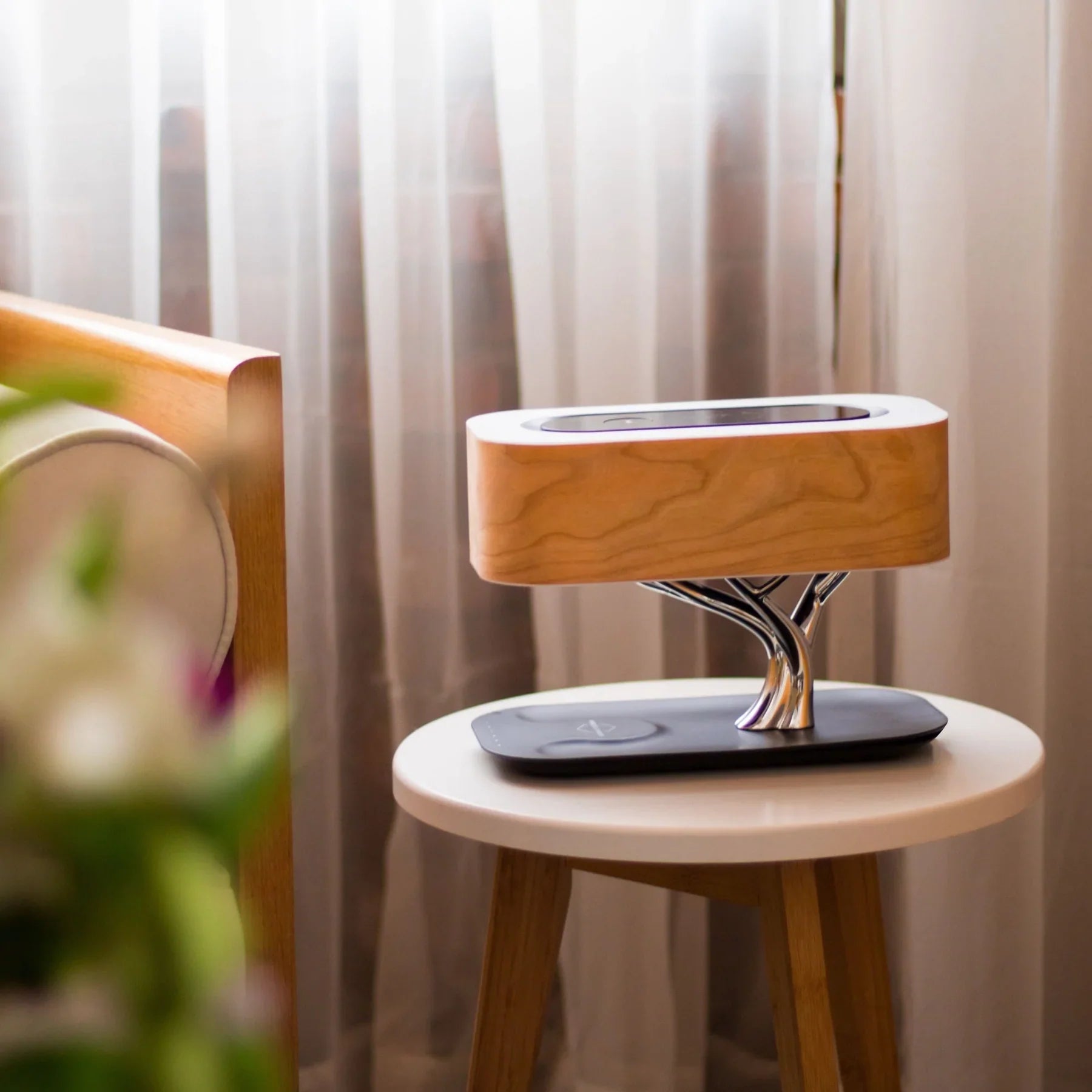 Table Lamp With Speaker & Wireless Charger