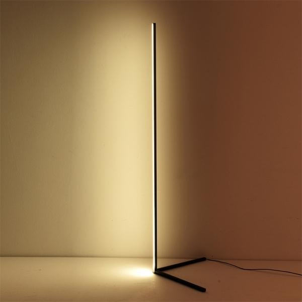 Minimal Warm Lamp