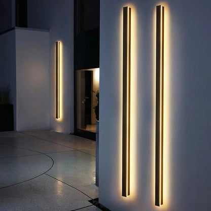 Outdoor LED Wall Lamp with IP65 Minimalist Design and Atmospheric Illumination